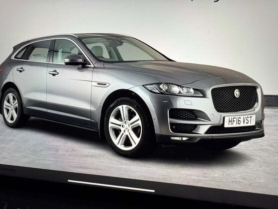 Jaguar F-Pace 2.0 F-PACE Portfolio AWD D Auto 4WD 5dr