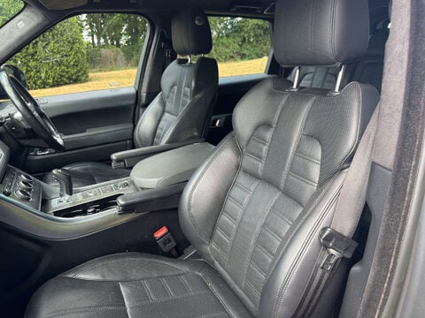 Land Rover Range Rover Sport 3.0 Range Rover Sport Autobiography Dynamic SDV6 Auto 4WD 5dr 12
