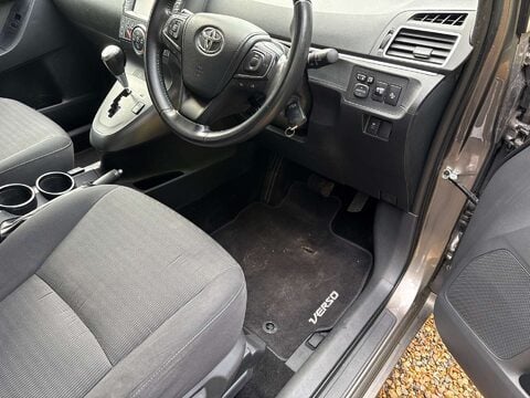 Toyota Verso 1.8 Verso Design TSS Valvematic CVT 5dr 5