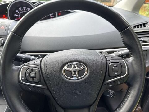 Toyota Verso 1.8 Verso Design TSS Valvematic CVT 5dr 10