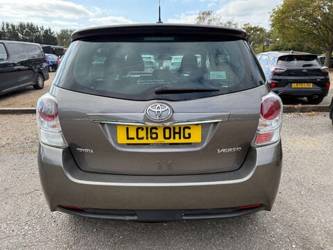 Toyota Verso 1.8 Verso Design TSS Valvematic CVT 5dr 2