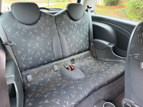 Mini Hatch 1.6 One 3dr 11