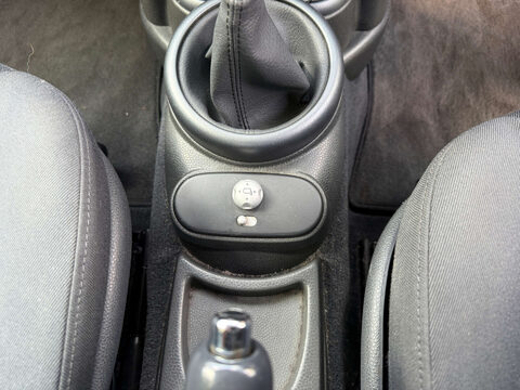 Mini Hatch 1.6 One 3dr 14