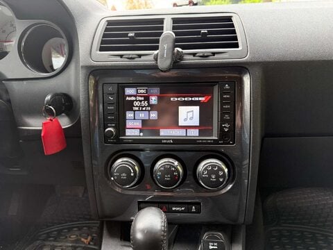 Dodge Challenger 3.6 V6 PETROL 13