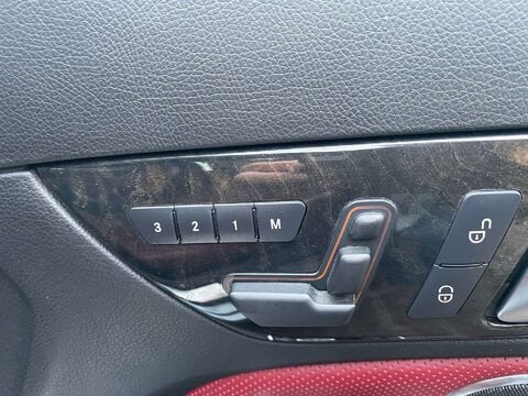 Mercedes-Benz SLK 1.8 SLK 250 AMG Sport BlueEfficiency Auto 2dr 11