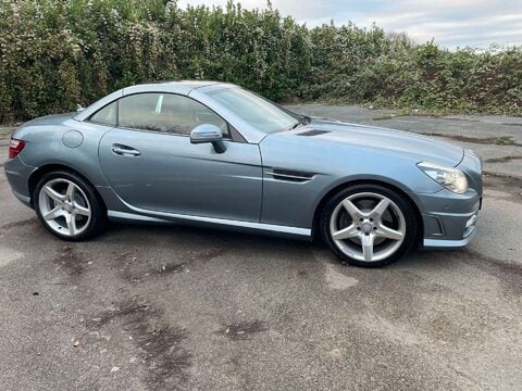 Mercedes-Benz SLK 1.8 SLK 250 AMG Sport BlueEfficiency Auto 2dr 5