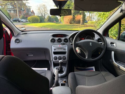 Peugeot 308 1.4 308 Verve 5dr 11