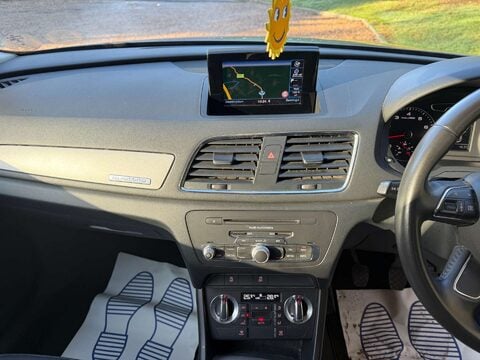 Audi Q3 2.0 Q3 SE TFSI Quattro 4WD 5dr 10