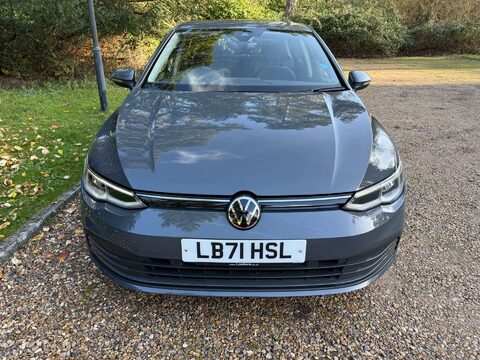 Volkswagen Golf 1.5 Golf Life eTSI Semi-Auto 5dr 2