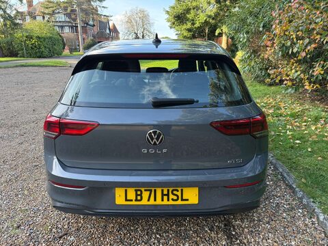 Volkswagen Golf 1.5 Golf Life eTSI Semi-Auto 5dr 4