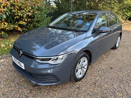 Volkswagen Golf 1.5 Golf Life eTSI Semi-Auto 5dr
