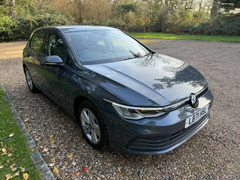 Volkswagen Golf 1.5 Golf Life eTSI Semi-Auto 5dr 3