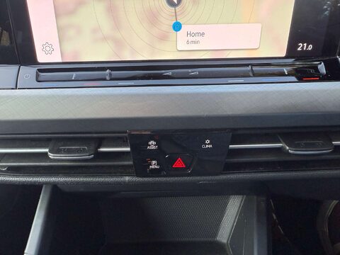 Volkswagen Golf 1.5 Golf Life eTSI Semi-Auto 5dr 17