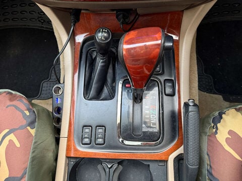 Toyota Land Cruiser Amazon 4.7 VX SUV 5dr Petrol Automatic (405 g/km, 232 bhp) 22