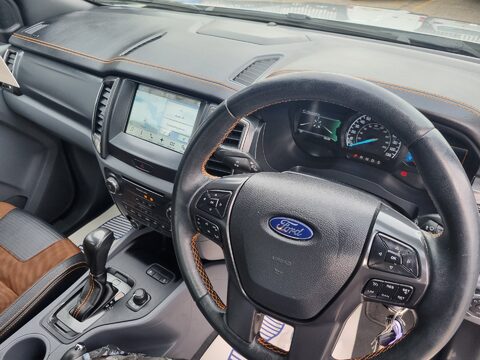 Ford Ranger WILDTRAK 4X4 DCB TDCI 9