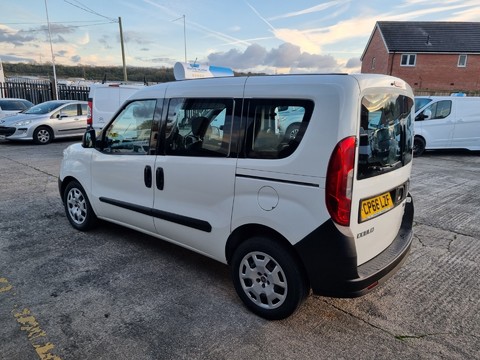 Fiat Doblo 16V ACTIVE MULTIJET COMBI 5