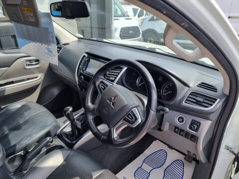 Mitsubishi L200 DI-D 4WD WARRIOR DCB 7