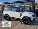 Land Rover Defender X-DYNAMIC HSE MHEV