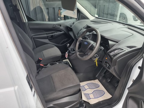 Ford Transit Connect 210 P/V 8