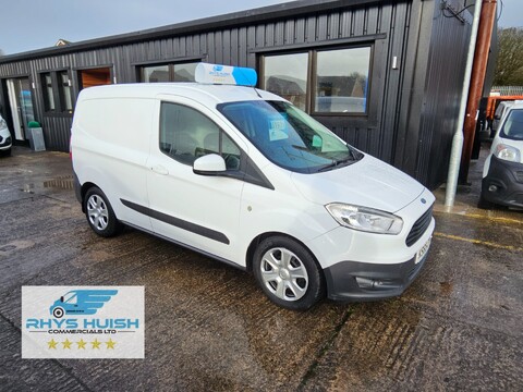 Ford Transit Courier TREND TDCI 1