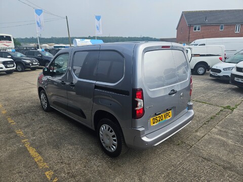 Vauxhall Combo L1H1 2300 SPORTIVE S/S 4