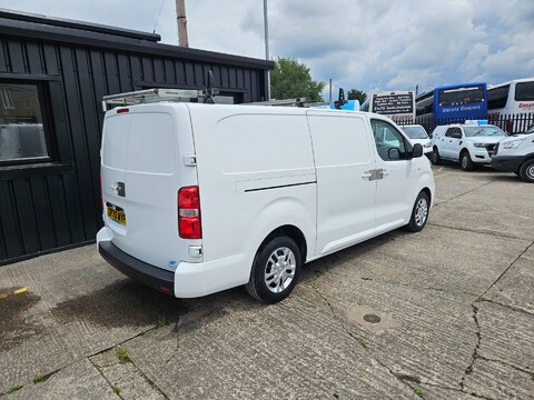 Vauxhall Vivaro L2H1 2900 SPORTIVE S/S 6