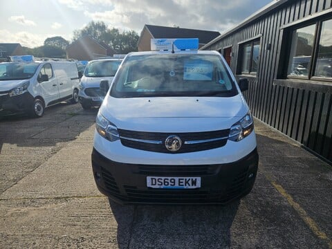 Vauxhall Vivaro L2H1 2900 DYNAMIC S/S 2