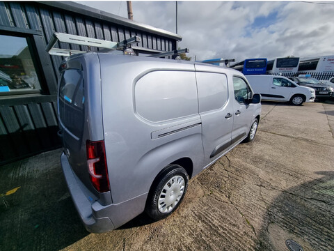 Vauxhall Combo L2H1 2300 SPORTIVE S/S 5