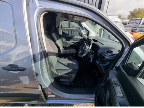 Vauxhall Combo L2H1 2300 SPORTIVE S/S 7