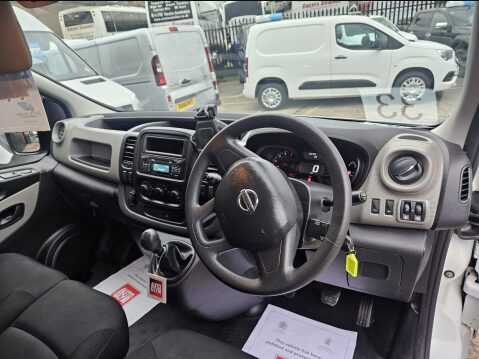 Nissan NV300 DCI TEKNA L2H2 P/V 8
