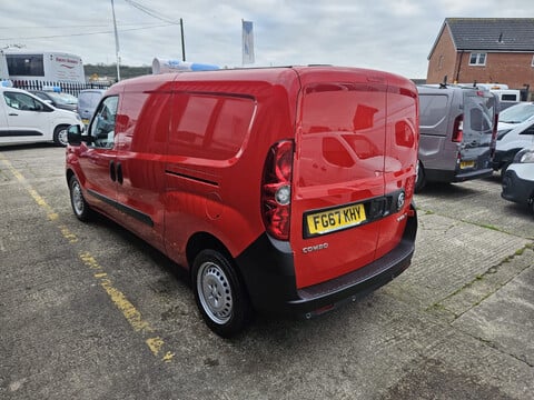 Vauxhall Combo L2H1 2300 CDTI ECOFLEX S/S 4