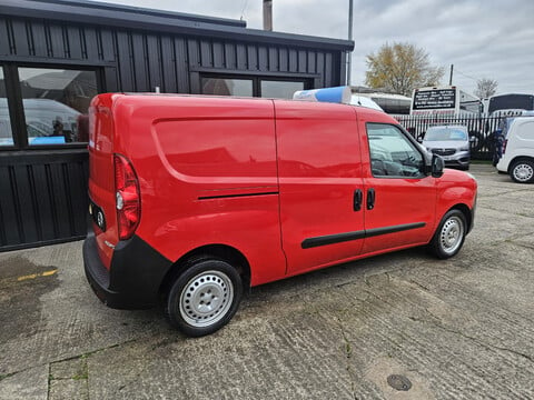 Vauxhall Combo L2H1 2300 CDTI ECOFLEX S/S 6