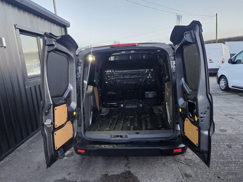 Ford Transit Connect 200 LIMITED TDCI 8