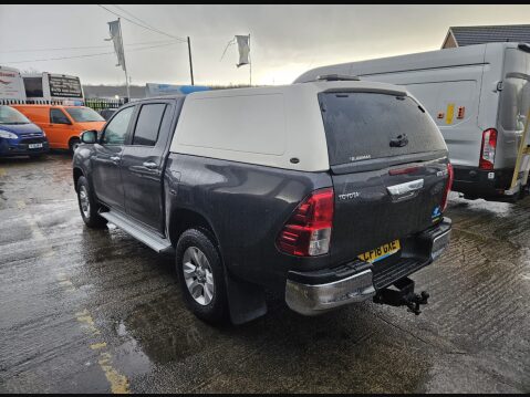 Toyota Hilux ICON 4WD D-4D DCB 3