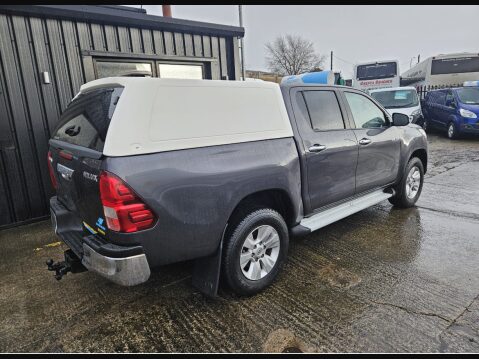 Toyota Hilux ICON 4WD D-4D DCB 4