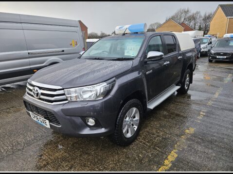 Toyota Hilux ICON 4WD D-4D DCB 5