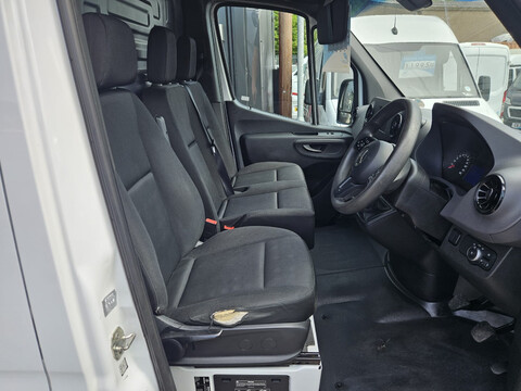 Mercedes-Benz Sprinter 315 CDI PROGRESSIVE 7