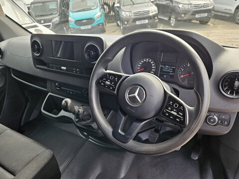 Mercedes-Benz Sprinter 315 CDI PROGRESSIVE 9