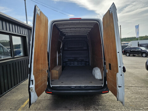 Mercedes-Benz Sprinter 315 CDI PROGRESSIVE 10