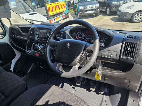 Peugeot Boxer BLUEHDI 335 L3H2 PROFESSIONAL P/V 8