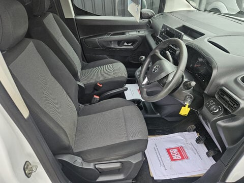 Vauxhall Combo L1H1 2000 EDITION S/S 8