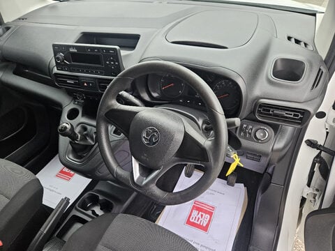 Vauxhall Combo L1H1 2000 EDITION S/S 9