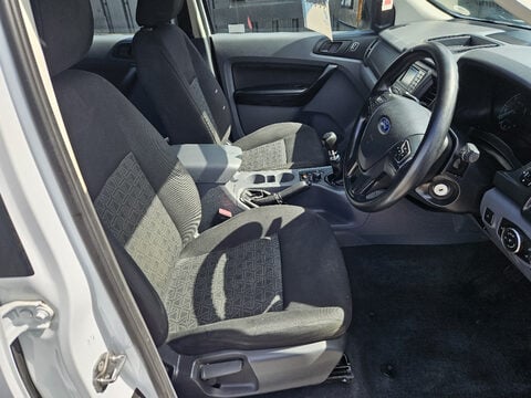 Ford Ranger XL 4X4 DCB TDCI 7