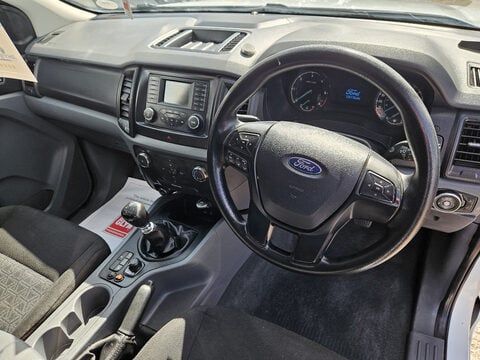 Ford Ranger XL 4X4 DCB TDCI 8