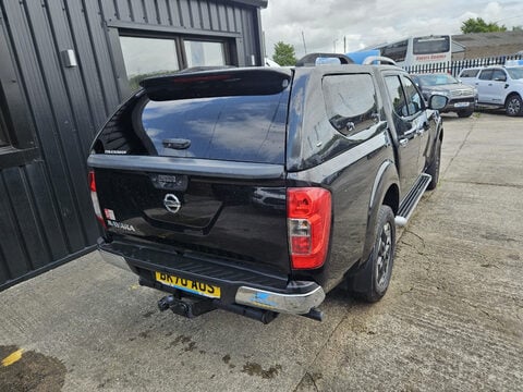 Nissan Navara DCI TEKNA SHR DCB 6