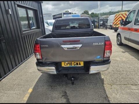 Toyota Hilux ICON 4WD D-4D DCB 5