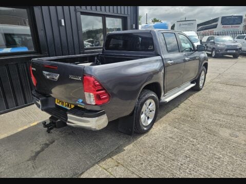 Toyota Hilux ICON 4WD D-4D DCB 6