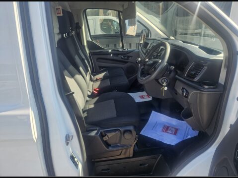 Ford Transit Custom 300 BASE P/V L2 H1 7