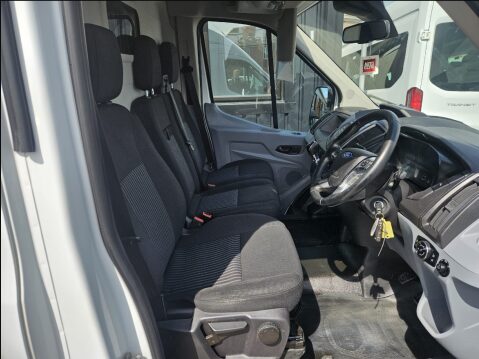 Ford Transit 350L 7