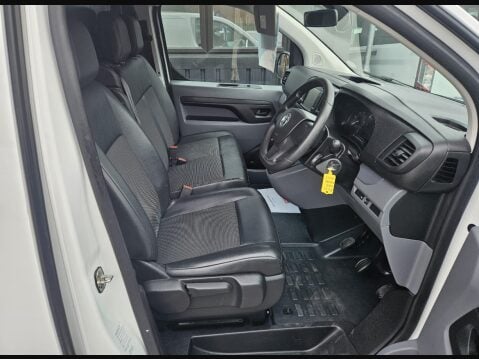 Vauxhall Vivaro L2H1 2900 DYNAMIC S/S 7